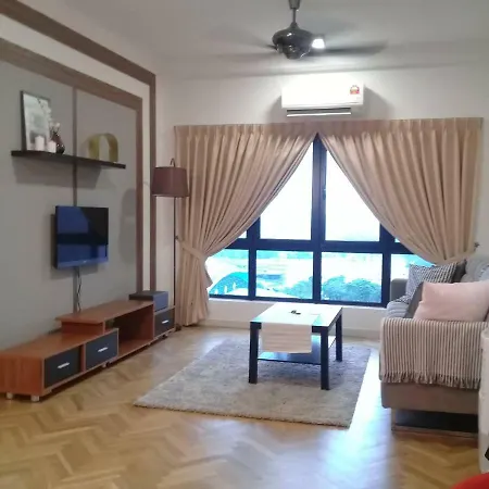 Adore Homestay@Emira Seksyen 13 Shah Alam, Msu, Stadium, Aeon Mall Exterior photo